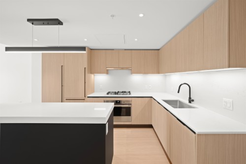 505-2235 Broadway E, Vancouver, BC 