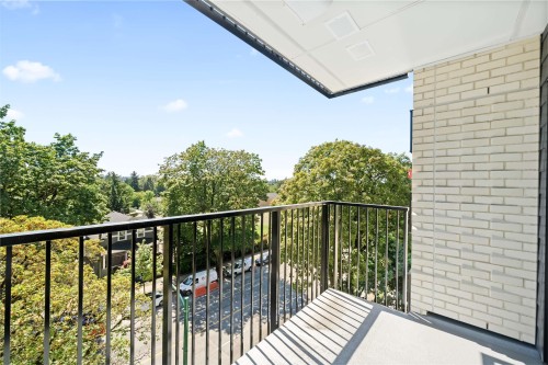 505-2235 Broadway E, Vancouver, BC 