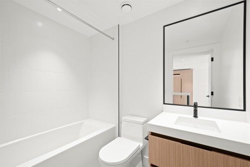 505-2235 Broadway E, Vancouver, BC 