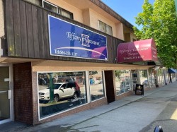 204-3570 Hastings Street E Vancouver, BC V5K 2A7