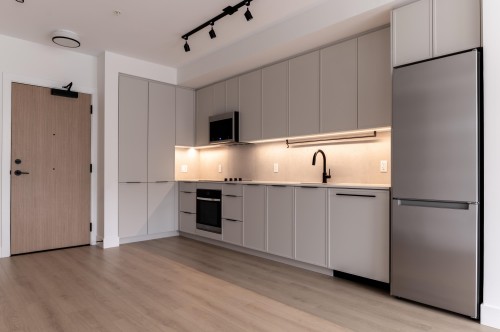 308-3075 Murray Street  Coquitlam, BC V3H 1X3