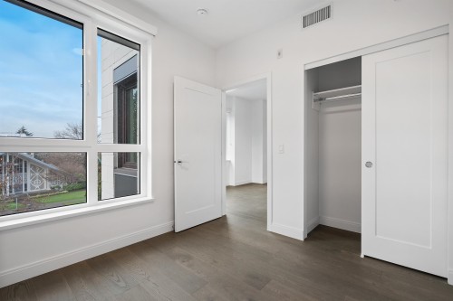 302-4908 Cambie Street, Vancouver, BC 