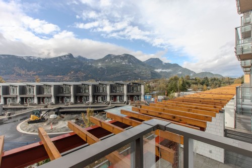 303-1506 Scott Crescent, Squamish, BC 