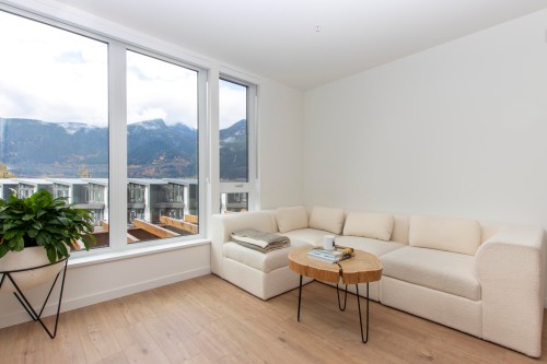 303-1506 Scott Crescent, Squamish, BC 