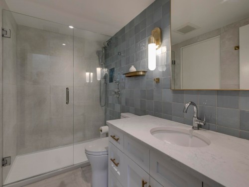 902-3920 Hastings Street, Burnaby, BC 