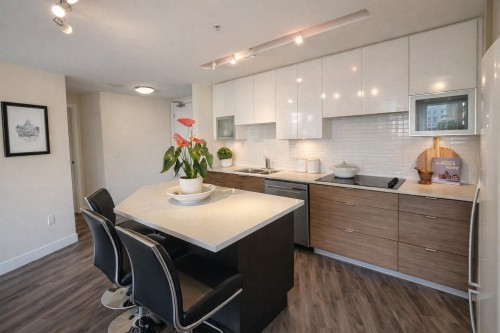 901-175 2Nd Street W, North Vancouver, BC 