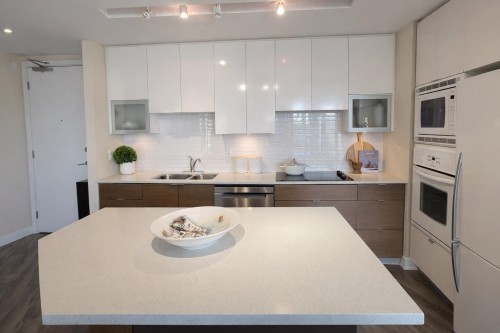 901-175 2Nd Street W, North Vancouver, BC 