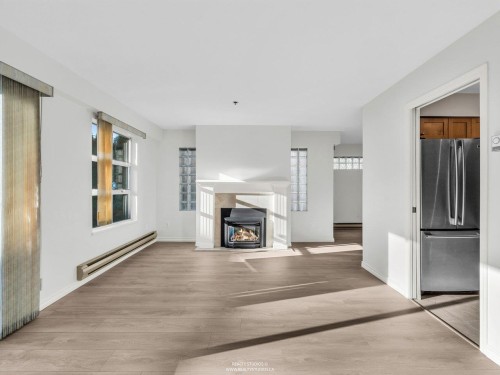 202-966 14Th Avenue W, Vancouver, BC 