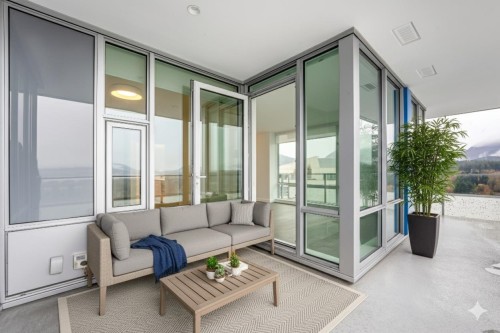 3002-1500 Fern Street, North Vancouver, BC 