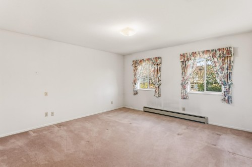 1506 Giles Place, Burnaby, BC 