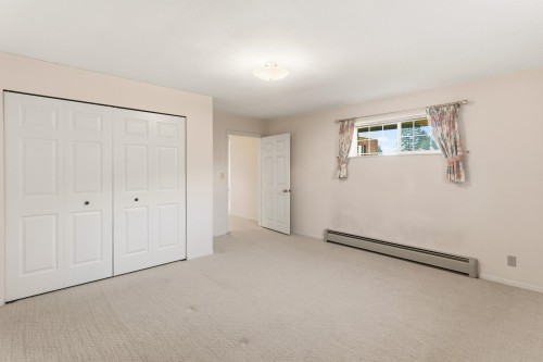 1506 Giles Place, Burnaby, BC 