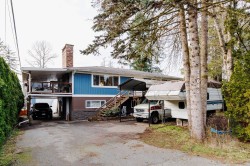 12045 261 Street  Maple Ridge, BC V2W 2A5