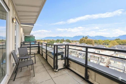 2239 Kingsway, Vancouver, BC 