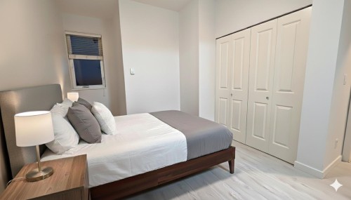 2239 Kingsway, Vancouver, BC 