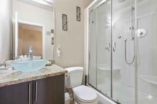 2239 Kingsway, Vancouver, BC 