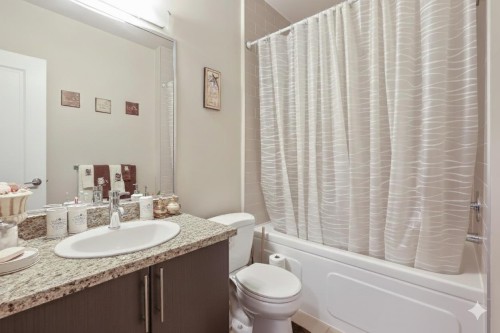 2239 Kingsway, Vancouver, BC 