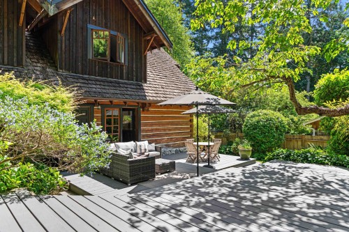 5851 Eagle Island, West Vancouver, BC 