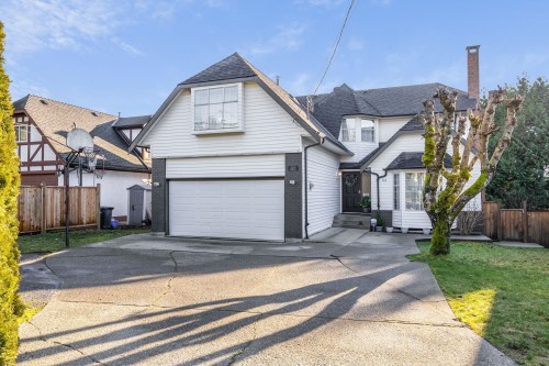 2210 Dawes Hill Road  Coquitlam, BC V3K 1N3