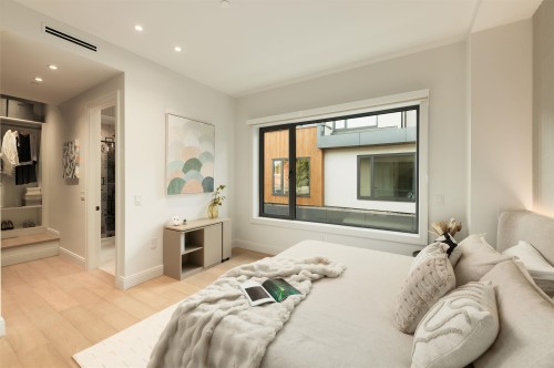 1181 33Rd Avenue, Vancouver, BC 