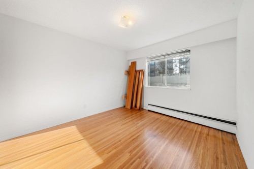 3-135 21St Street W, North Vancouver, BC 