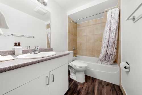 3-135 21St Street W, North Vancouver, BC 