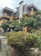 206-2299 30th Avenue E Vancouver, BC V5N 5N1