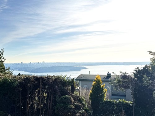 1346 Whitby Road, West Vancouver, BC 