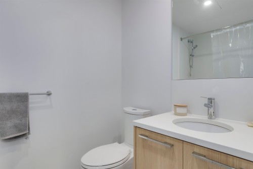 606-2425 Alpha Avenue, Burnaby, BC 