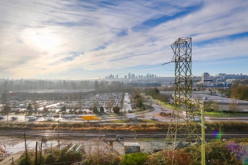 606-2425 Alpha Avenue, Burnaby, BC 