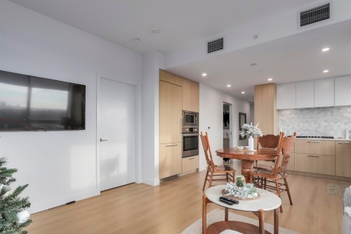 606-2425 Alpha Avenue, Burnaby, BC 