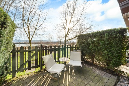 28-230 Salter Street, New Westminster, BC 