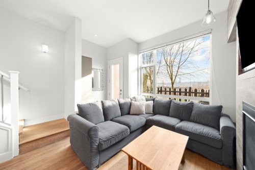 28-230 Salter Street, New Westminster, BC 