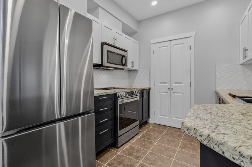 114-2336 Whyte Avenue, Port Coquitlam, BC 