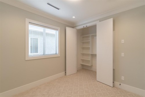 9075 Steveston Highway, Richmond, BC 