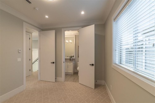 9075 Steveston Highway, Richmond, BC 