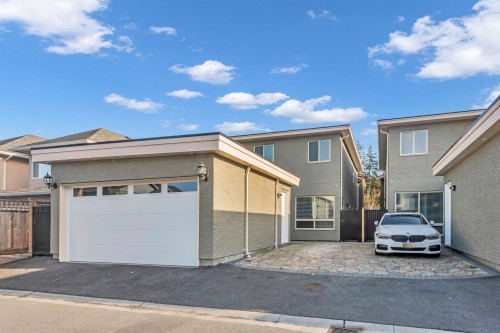 9075 Steveston Highway, Richmond, BC 