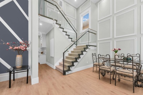 9075 Steveston Highway, Richmond, BC 