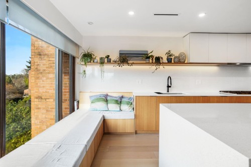 7353 Yew Street, Vancouver, BC 