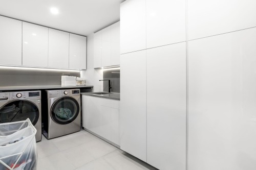 7353 Yew Street, Vancouver, BC 