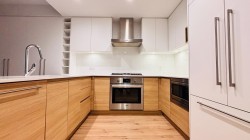 404-3131 Murray Street  Port Moody, BC V3H 0L9