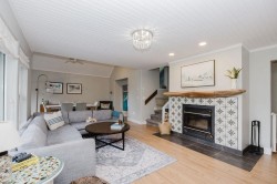 7004 Skana Crescent  Sechelt, BC V7Z 0C8