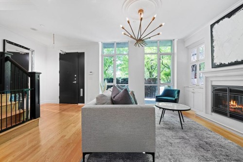 471 Beach Crescent, Vancouver, BC 