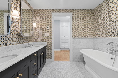 471 Beach Crescent, Vancouver, BC 