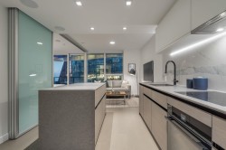 1304-620 Cardero Street  Vancouver, BC V6G 3H7