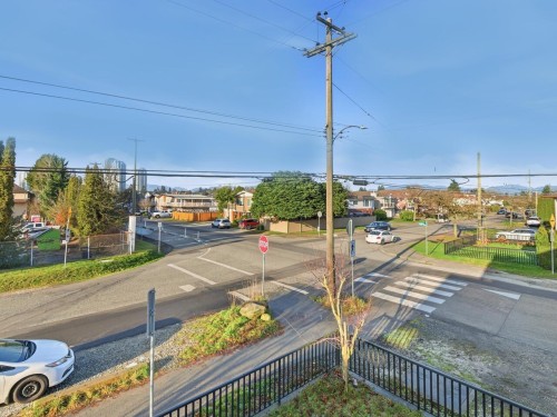 7847 15Th Street, Burnaby, BC 