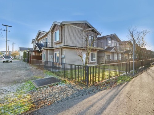 7847 15Th Street, Burnaby, BC 