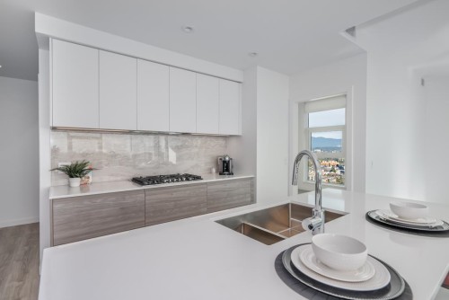 3907-680 Quayside Drive, New Westminster, BC 