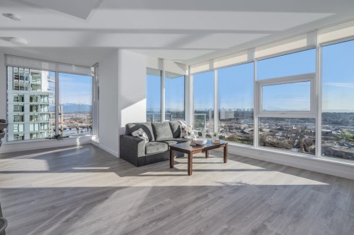 3907-680 Quayside Drive, New Westminster, BC 