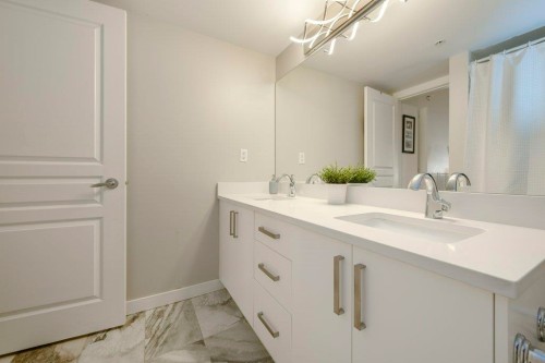 310-2966 Silver Springs Boulevard, Coquitlam, BC 