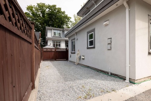 2388 2Nd Avenue E, Vancouver, BC 